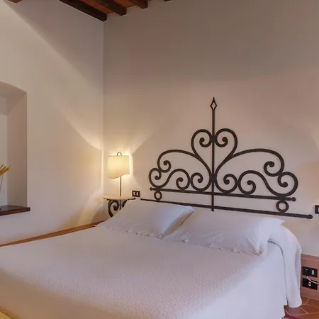 Borgo San Pietro In Polvano *